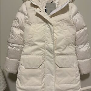 Women's White Hooded Puffer Coat